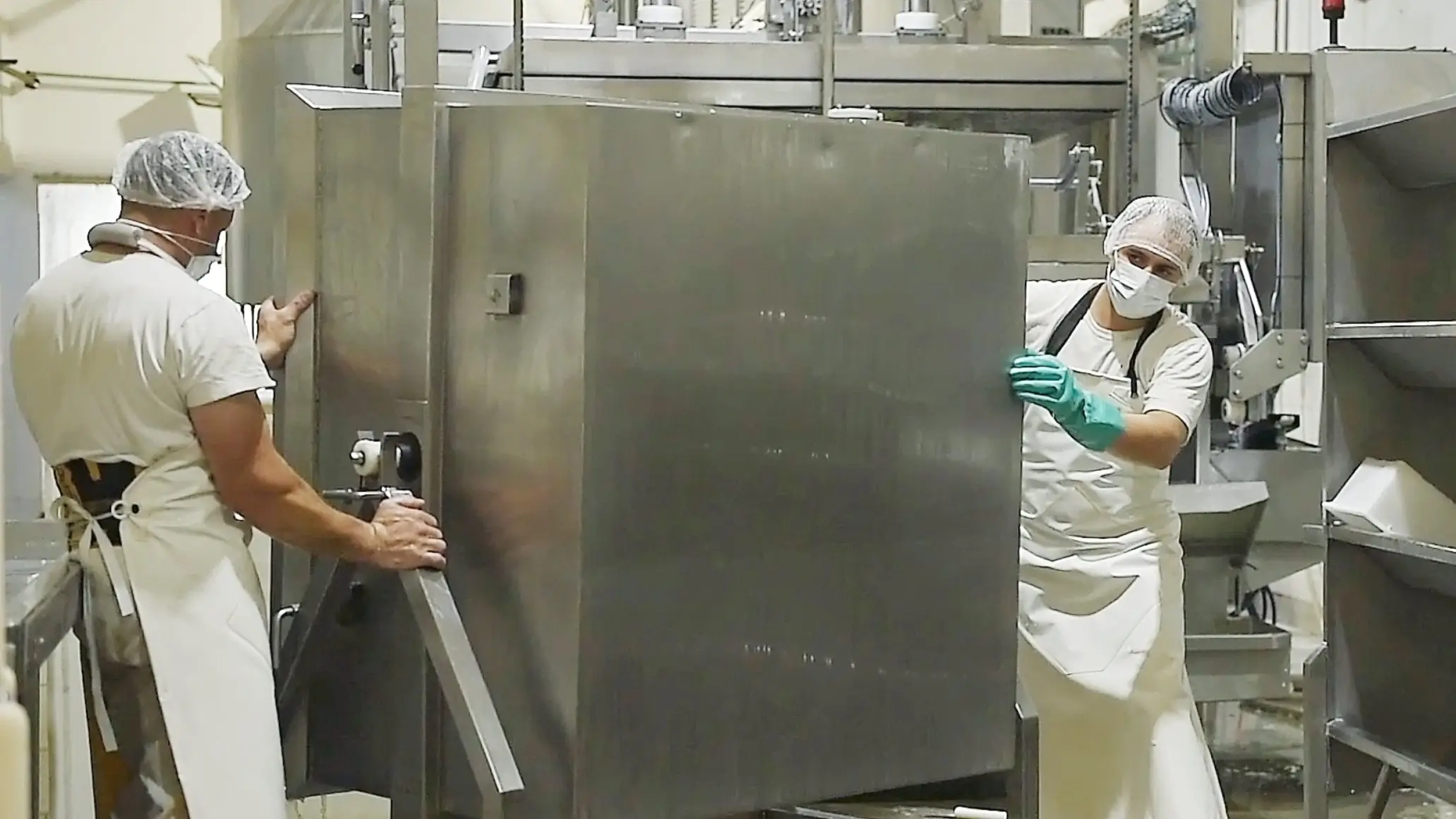 Nosotros Chamen - Fábrica y Trabajadores